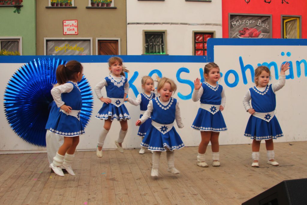 Strohpüppchen